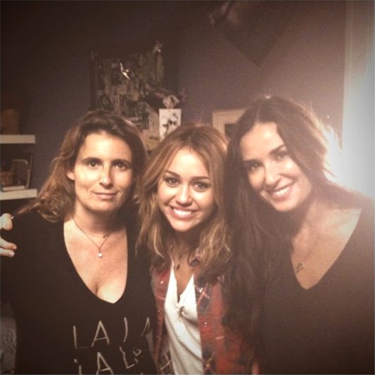 Picture of Miley Cyrus and Demi Moore From the Set of 'Laughing Out Loud'