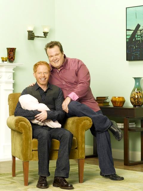 'Glee' Creator Slams 'Modern Family' for Non-Kissing Couple