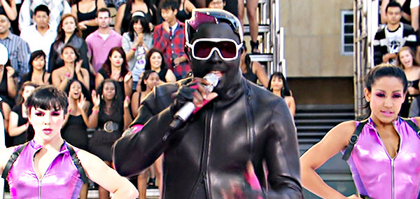 will.i.am Defends His VMAs Blackface Make-Up