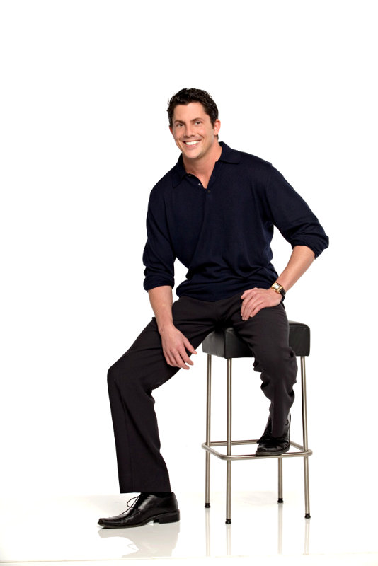 Parents Say 'Bachelorette' Star Julien Hug Committed Suicide Due to 'Acute Depression'
