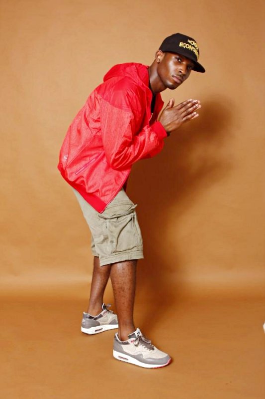 Tinie Tempah's 'Invincible' Music Video Ft. Kelly Rowland