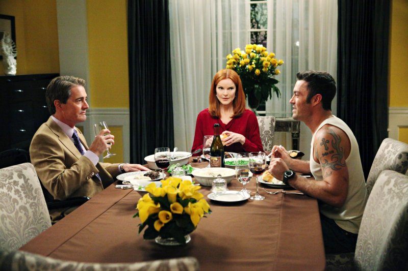 Extended Preview of 'Desperate Housewives' 7.11: Assassins