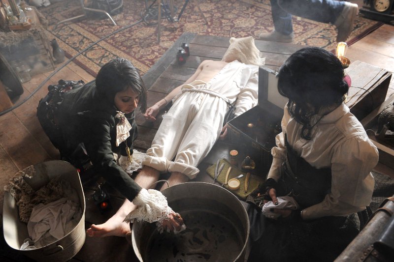 First Look at Panic At the Disco's 'Ballad of Mona Lisa' Music Video