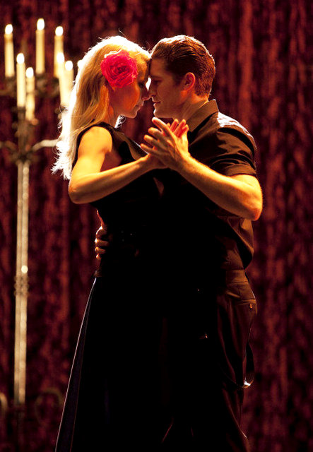 Preview of 'Glee' April Return: Holly and Will Are Dating