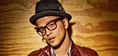 Photo: 10 Hottest New Music Acts of 2010