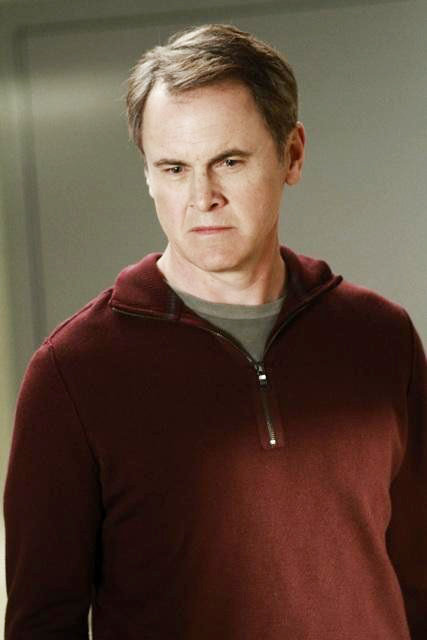 'Desperate Housewives' 7.20 Preview: Paul Is Poisoned