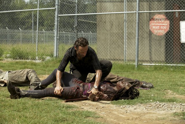 AMC to Air 'Walking Dead' Season 1 and 2 in Black and White