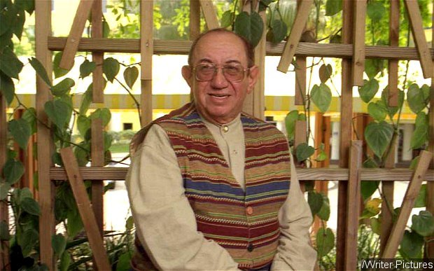 'Flowers for Algernon' Author Daniel Keyes Dies at 86
