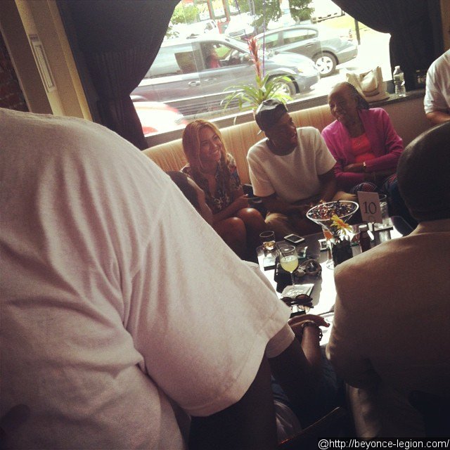 Beyonce and Jay-Z Spotted in a Bash Held by Her Mother-in-Law