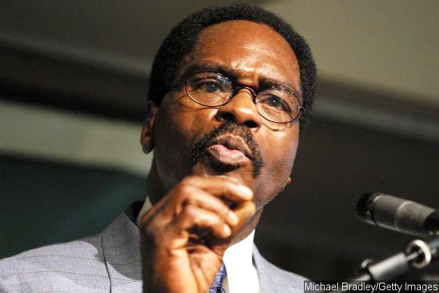 Boxer Rubin 'Hurricane' Carter, Inspiration Behind Bob Dylan's Song, Dies at 76