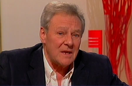 British Star Trevor Bannister Dies