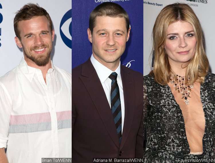 Cam Gigandet Mocks Former 'The O.C.' Co-Stars Ben McKenzie and Mischa Barton