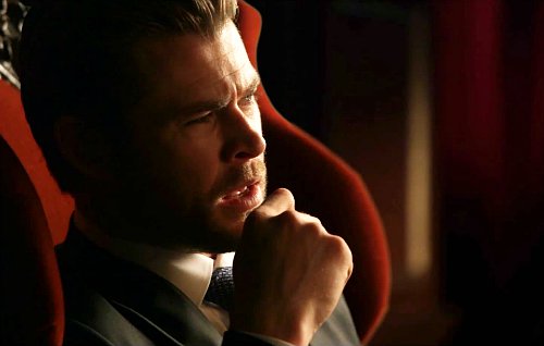 Chris Hemsworth Featured in Sneak Peek to 'Jimmy Kimmel Live!' Post-Oscar Special