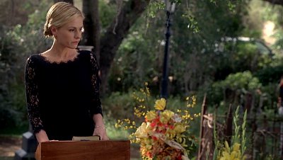 Comic-Con 2013: 'True Blood' Preview Teases a Funeral, Season 6 Returns to Its Roots