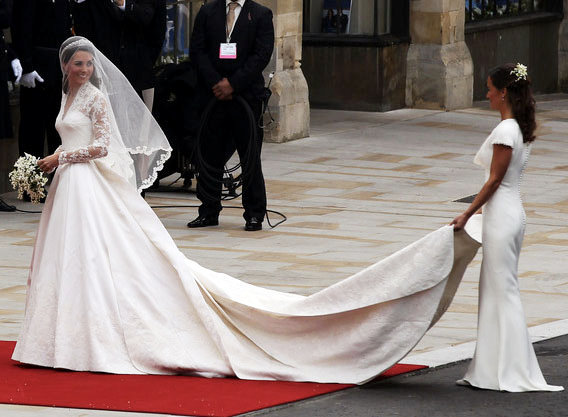 Copy of Kate Middleton's Wedding Dress Revealed
