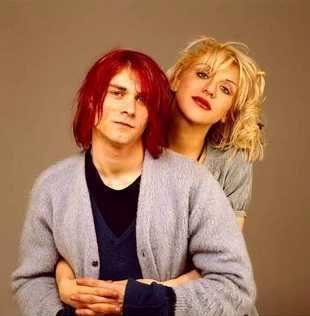 Courtney Love Wrote the Mockery Note in Kurt Cobain's Wallet