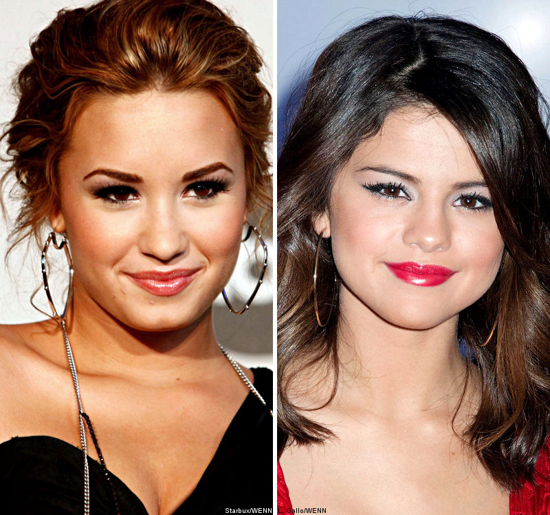 Demi Lovato Has Fun Dinner With Selena Gomez