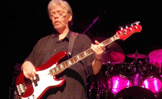 Donald 'Duck' Dunn Passed Away in His Sleep in Tokyo, Music World in Mourning