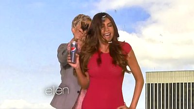 Video: Ellen DeGeneres Cracks Bottles on Sofia Vergara's Head