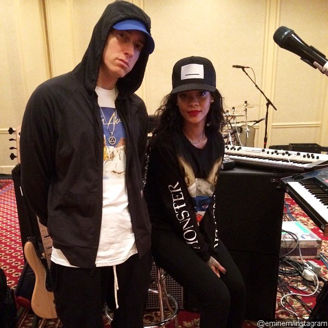 Eminem Brings Out Rihanna at Lollapalooza
