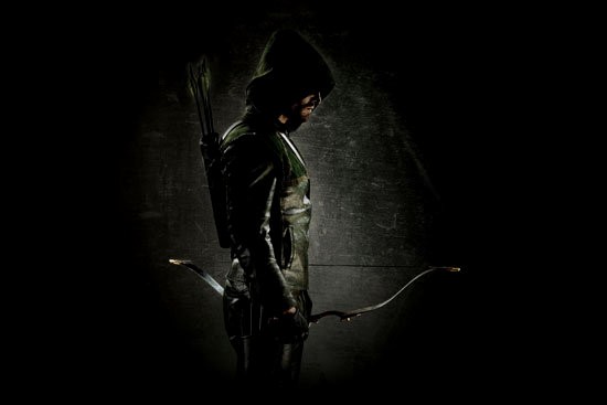 First Look at The CW's Green Arrow Shows the Pilot's Dark Tone
