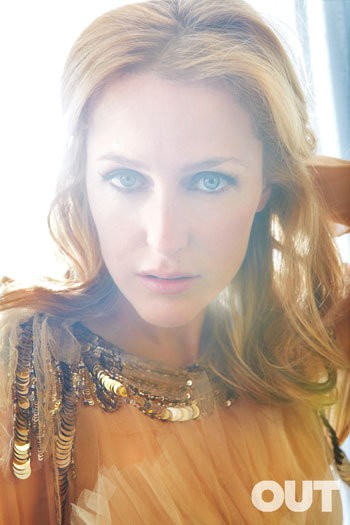 Gillian Anderson Opens Up About Her Past Lesbian Relationships
