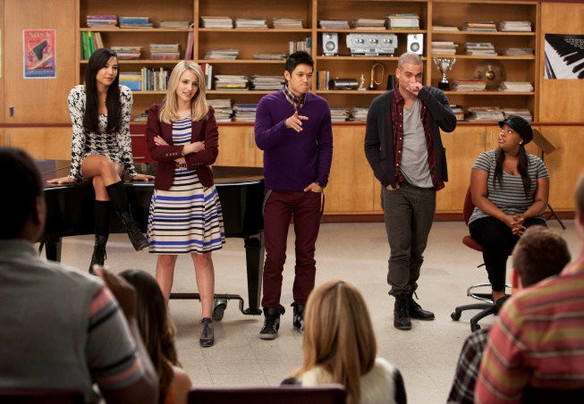 'Glee' 4.08 Preview: Reunion and Catfight in Thanksgiving Episode