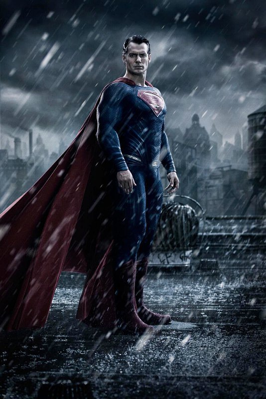 Picture: Henry Cavill Dons Costume in 'Batman v Superman: Dawn of Justice'