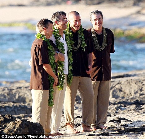Jake Gyllenhaal Present at Father's Second Wedding in Hawaii