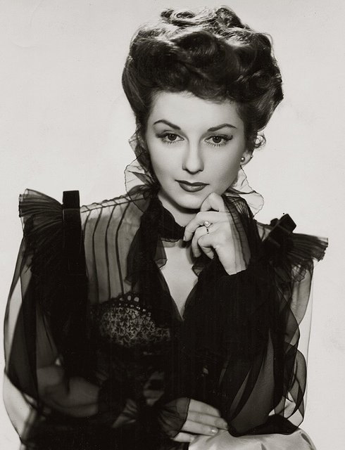 Joan Lorring, Oscar-Nominated Actress, Dies at Age 88