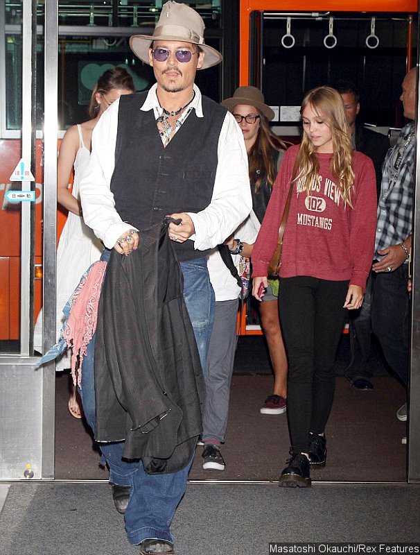 Johnny Depp and Daughter Lily-Rose Tapped for Kevin Smith's 'Yoga Hosers'