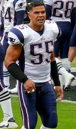 NFL Legend Junior Seau Died of Suspected Suicide