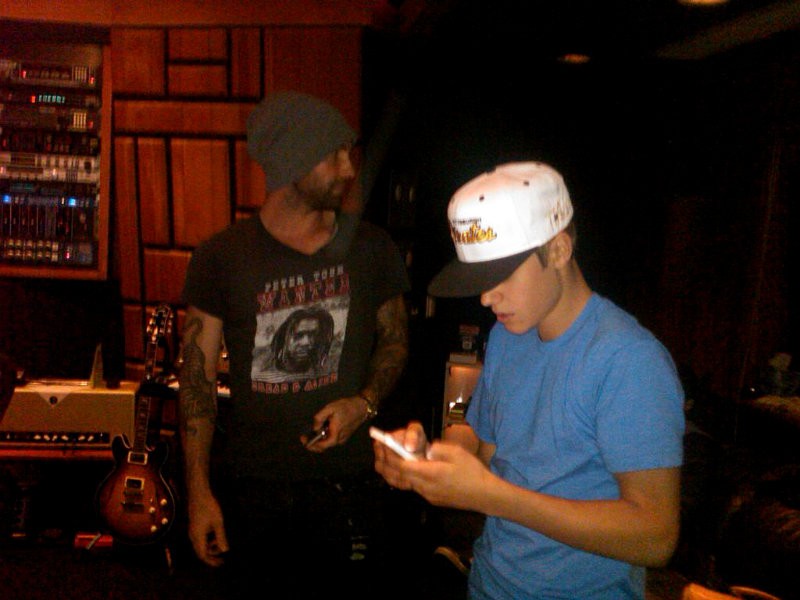 Justin Bieber Hits Studio With Maroon 5's Adam Levine