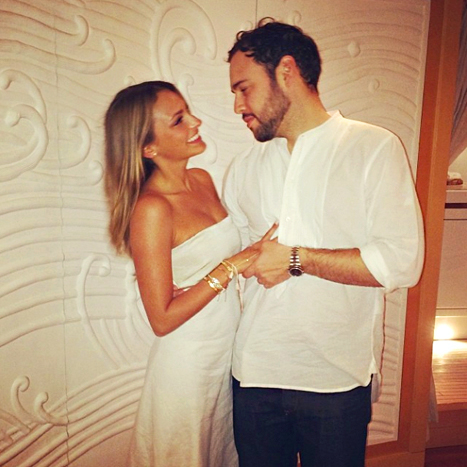 Justin Bieber's Manager Scooter Braun Engaged to Girlfriend