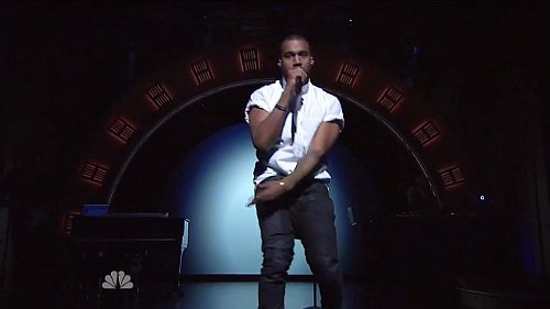 Video: Kanye West Performs a Medley of His Greatest Hits on Seth Meyers' 'Late Night'
