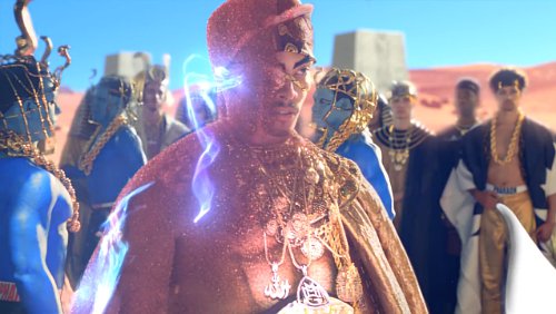 Katy Perry's 'Dark Horse' Video Deemed Blasphemous by Muslim Community