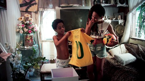 Kelly Rowland Debuts Music Video for World Cup Song 'The Game'
