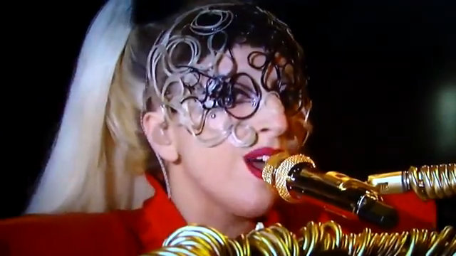 Lady GaGa Performing Atop Giant Stiletto Piano on 'Oprah Winfrey Show'