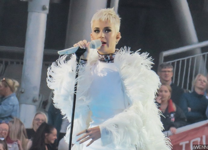 Listen to Katy Perry's Demo of Britney Spears' 'Passenger'