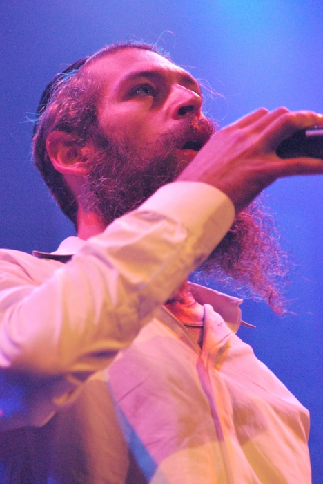 Matisyahu Blames His Kick to Photographer on the Use of Flash