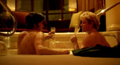 Matt Damon and Michael Douglas Bathe Together in 'Behind the Candelabra' New Teaser