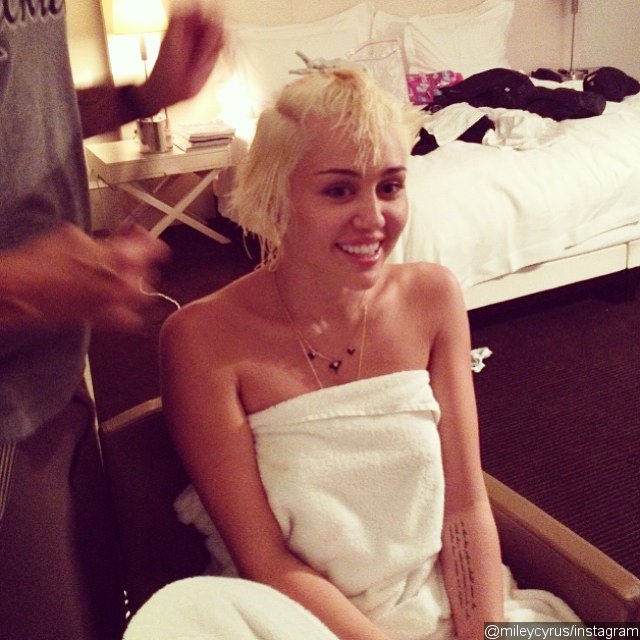 Miley Cyrus Shares Naked Photo of Herself on Instagram