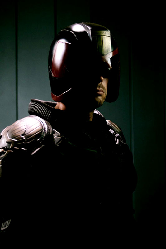 New Image of Karl Urban as Judge Dredd Surface