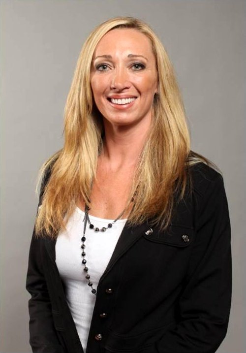 Olympic Swimmer Amy Van Dyken Injures Her Spinal Cord in ATV Accident