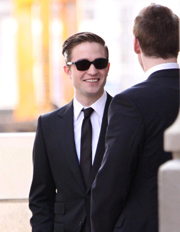 Fresh 'Cosmopolis' On-Set Pics: Robert Pattinson Dazzling in Tux and Black Shades