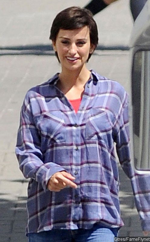 Penelope Cruz Unrecognizable in Pixie Hair on Set of Her Movie 'Ma Ma'
