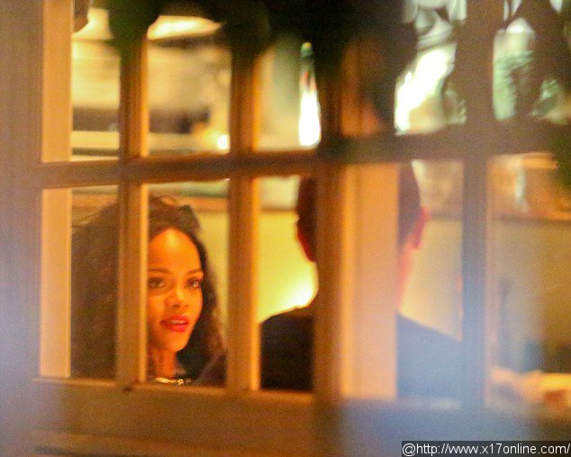 Rihanna and Chris Martin Kept It Friendly During Dinner Date
