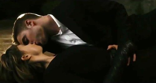 Robert Pattinson Gets Steamy in 'Maps to the Stars' Trailer