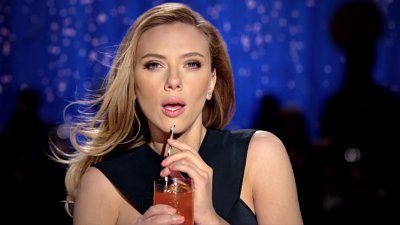 Video: Scarlett Johansson Sexily Sips SodaStream Drink in Its Super Bowl Ad
