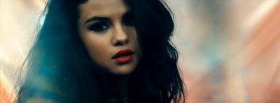 Selena Gomez Premieres 'Come and Get It' Music Video